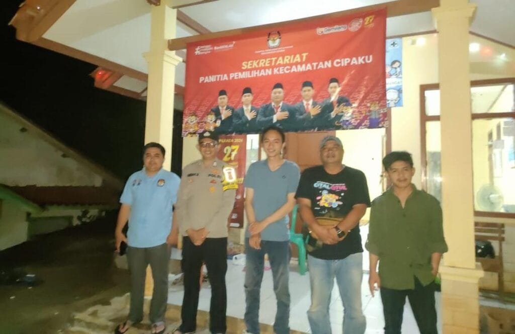 Ops Mantap Praja, Polsek Cipaku Polres Ciamis PAM Gudang Logistik di PPK Pasca Pencoblosan