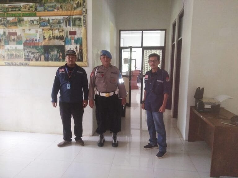 Ops Mantap Praja, Polsek Cimaragas Polres Ciamis PAM Logistik Saat Rekapitulasi Tingkat PPK