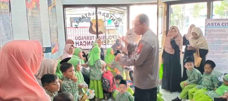 Polsanak, Makopolsek Rancah Kedatangan Anak RA At Tohiriyah Kiarapayung
