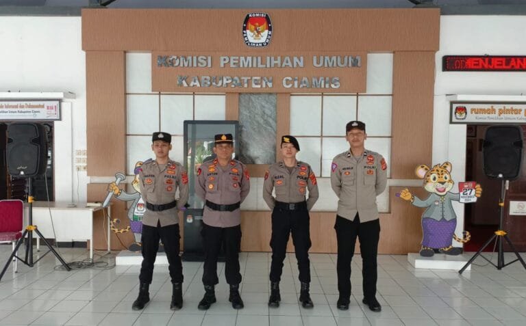 Polres Ciamis Bersiaga Amankan Kantor KPU Ciamis Pasca Repakpitulasi Tingkat Kabupaten