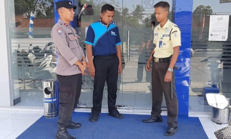 Polsek Banjarsari Berikan Binluh Satpam Perbankan Antisipasi Gangguan Kamtibmas