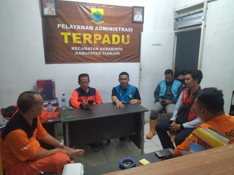 Sinergi PLN Bersama BPBD dan Basarnas Percepat Pemulihan Dampak Banjir di Sukabumi dan Cianjur