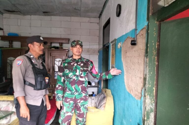 Polres Garut Lakukan Patroli Mitigasi Bencana Pasca Gempa.