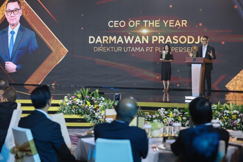 Hattrick! Dirut PLN Darmawan Prasodjo Kembali Dinobatkan Jadi CEO Of The Year 2024