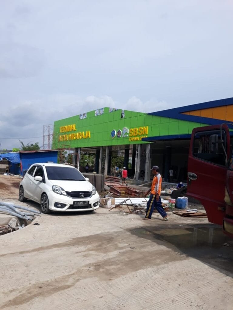 Pembangunan Terminal Bis Tipe A di Sumenep Tanpa Papan Informasi