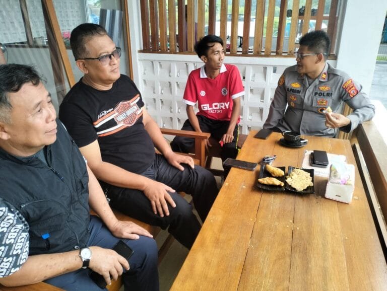 Kapolsek Cihaurbeuti Gelar Silaturahmi untuk Perkuat Sinergi Kamtibmas