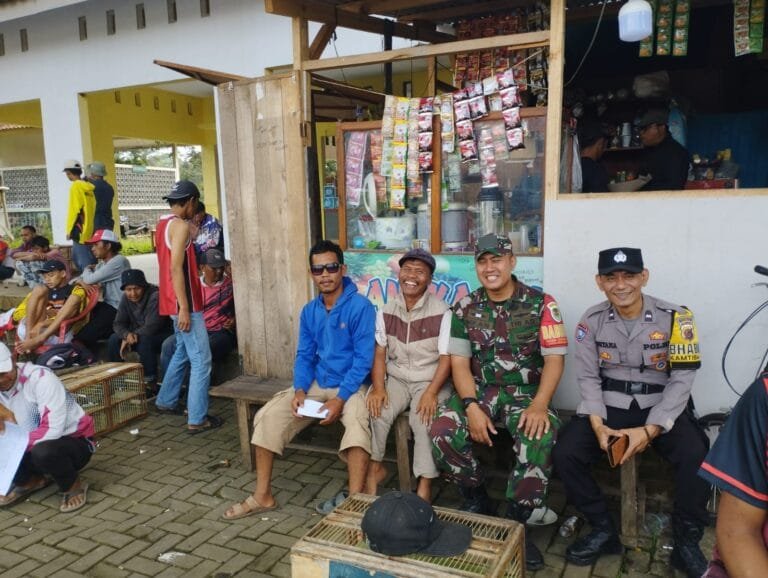 Cooling System, Polsek Ciamis Polres Ciamis Koorkom Bareng Warga Desa Sukajadi