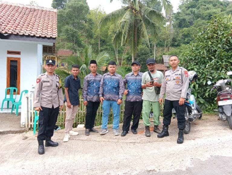 Jaga Harkamtibmas Kondusif, Polsek Cihaurbeuti Cooling System ke Masyarakat Desa Pamokolan