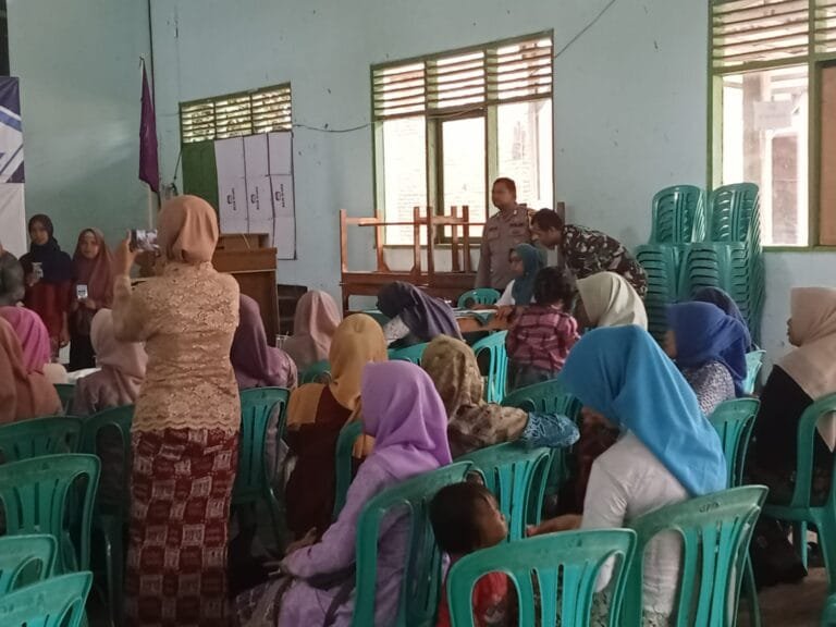 Perkuat Sinergitas, Polsek Sukadana Polres Ciamis Koorkom Bersama Kader PKK Bunter