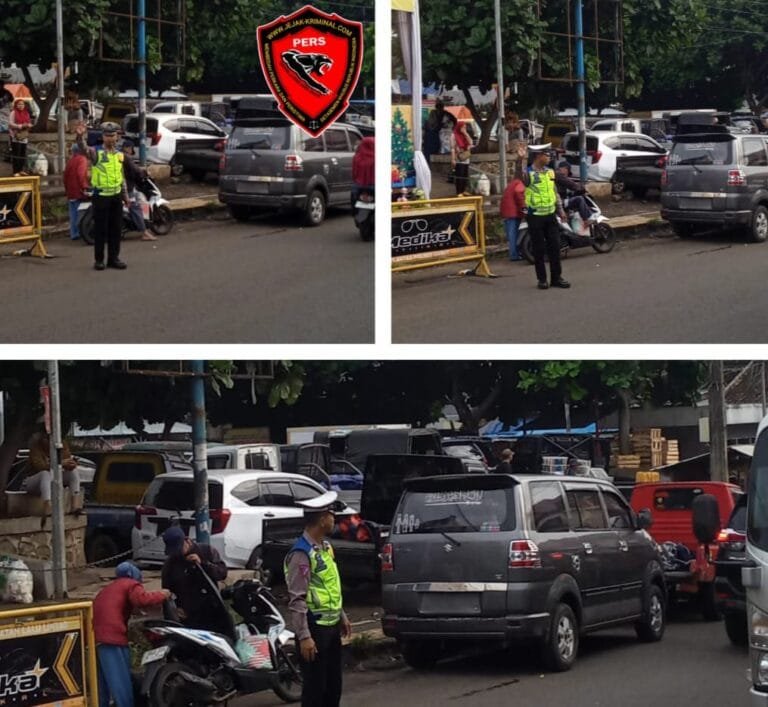 Polsek Samarang AKP Hilman Nugraha.,S.H.,M.H. Melalui Anggota Giat Pengaturan Lalin Pagi Hari.