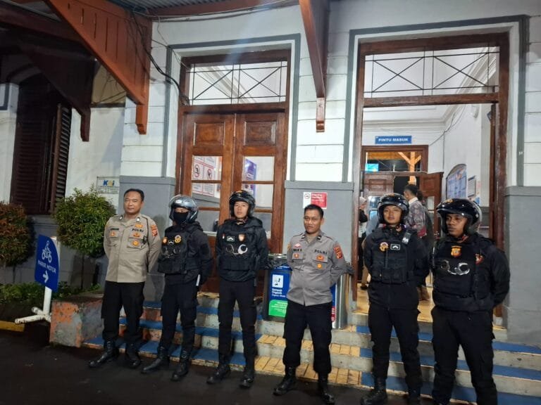 Satgas Preventif Patroli Ops Lilin Lodaya ke Obvit, Stasiun KA Ciamis Jadi Sasaran Cipkon Kamtibmas