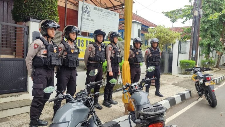 Jelang Malam Tahun Baru 2025, Polsek Kawali Cooling System ke Para Tokoh Jatinagara