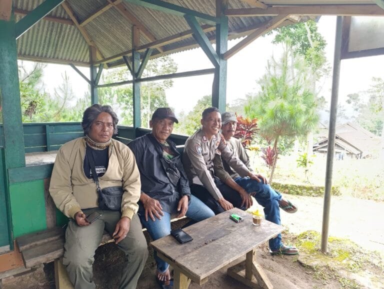 Polsek Cipaku Gelar Giat Sambang dan Silaturahmi ke Tokoh Masyarakat