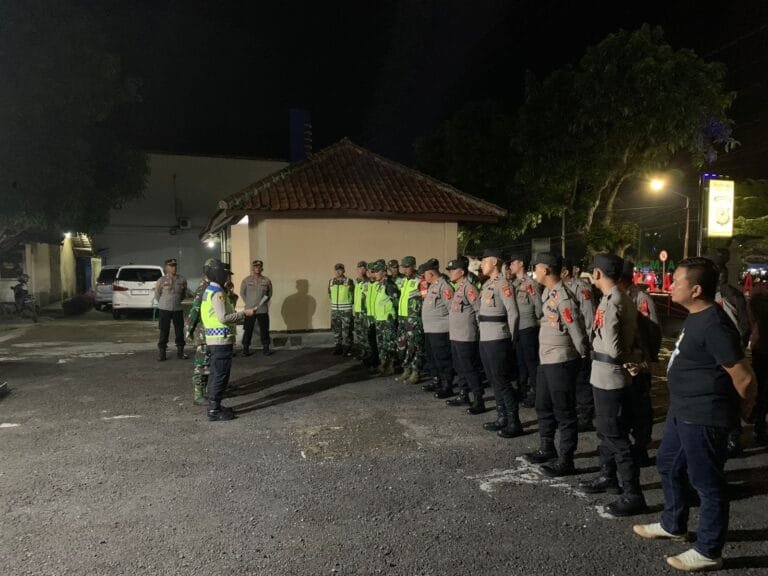 Malam Perayaan Pergantian Tahun Kondusif, Personel Gabungan di Kawali Raya Patroli Kewilayahan