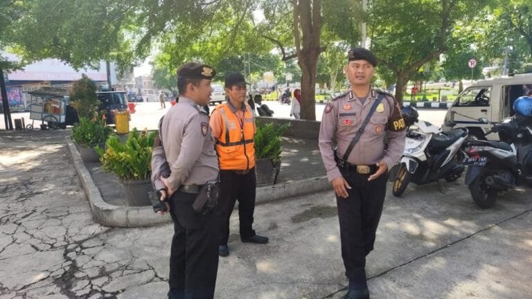 Berantas Premanisme, Satuan Samapta Polres Ciamis Patroli Dialogis di Kawasan Simpang Netral