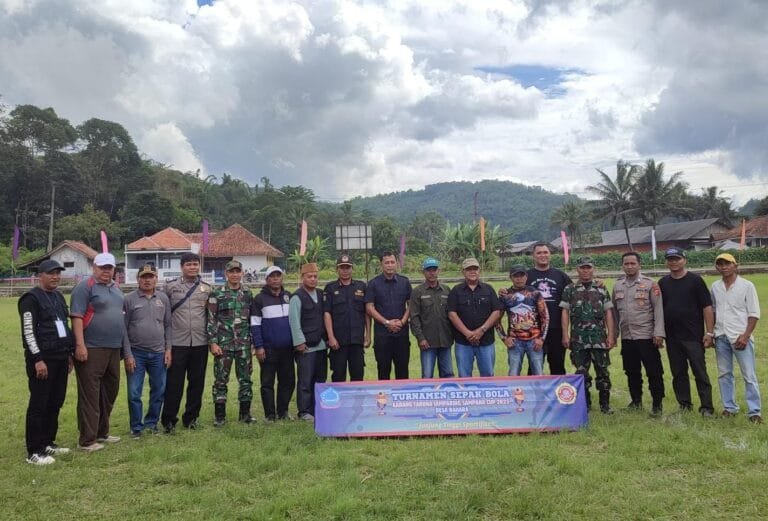 Polsek Panjalu Polres Ciamis Hadiri Pembukaan Turnamen Sepak Bola Jamparing Sampana Cup