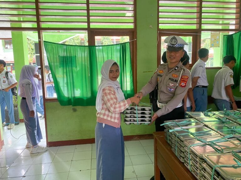 Monitoring Program Makan Bergizi Gratis “Asta Cita Presiden” di Banjarsari, Polsek Banjarsari Jamin Kelancaran