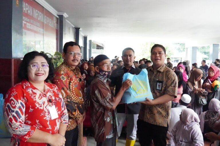 600 Paket Bansos Dibagikan Kepada Keluarga Warga Binaan Rutan Kelas I Medan