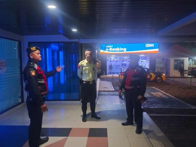 Sat Samapta Polres Ciamis Patroli Kamtibmas ke Obvit, Kantor Perbankan Jadi Sasaran
