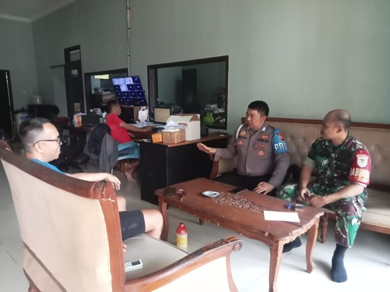 Jaga Kamtibmas, Polsek Cijeungjing Cooling System ke Warga Desa Handapherang