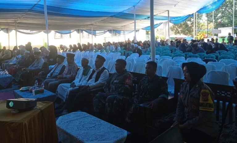Polsek Ciamis Polres Ciamis Hadir dan Beri Pengamanan Tabliq Akbar di Ponpes Al-Barkah