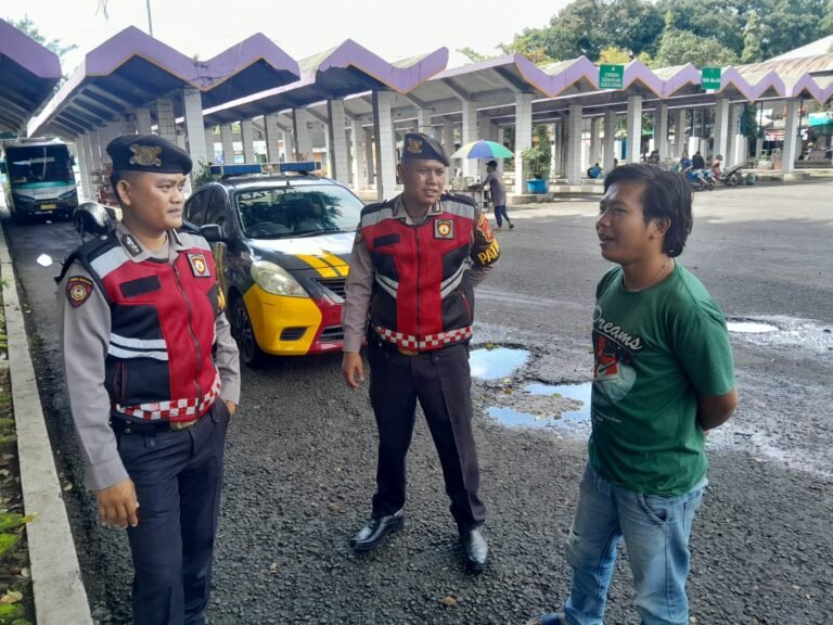 Patroli Harkamtibmas Polres Ciamis: Fokus pada Pencegahan Premanisme dan Kejahatan Jalanan