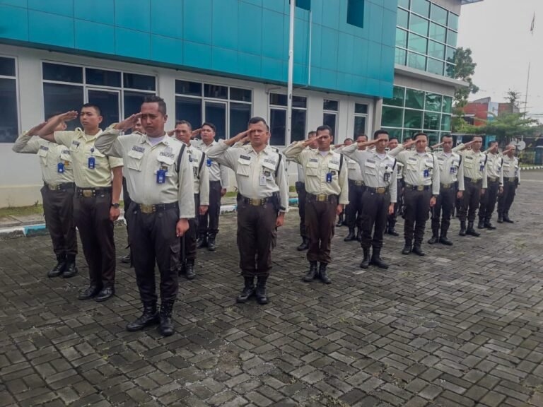 Tingkatkan Keamanan Aset Kelistrikan, PLN UP3 Tasikmalaya Gelar Refreshment Satuan Pengamanan