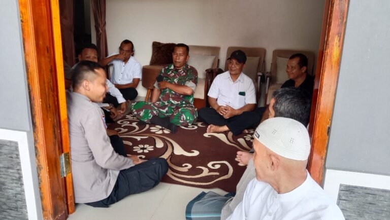 Cooling System, Polsek Cikoneng Polres Ciamis Koorkom Bahaya TPPO ke Warga di Kujang