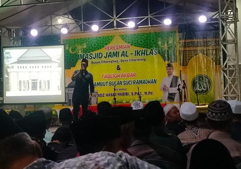 Polsek Cijeungjing Polres Ciamis Hadiri Peresmian Masjid Jami Al Ikhlas di Desa Ciharalang