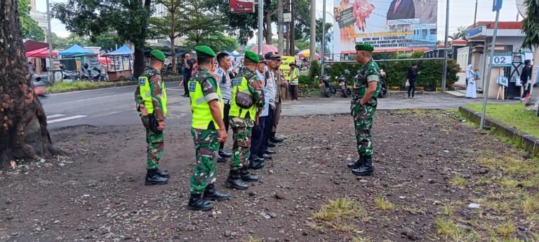 Koramil 1211/Singaparna, Lakukan Keamanan Peragaan Manasik Haji Di Islamic Center.