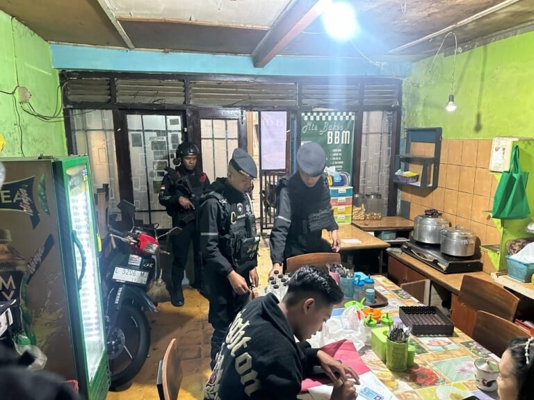 Polres Garut Kembali Razia Puluhan Miras di Jl Guntur