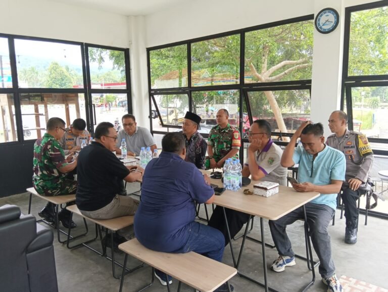 Polsek Cihaurbeuti Ikuti Sosialisasi SPPG Program Makan Bergizi Gratis di Kecamatan Cihaurbeuti