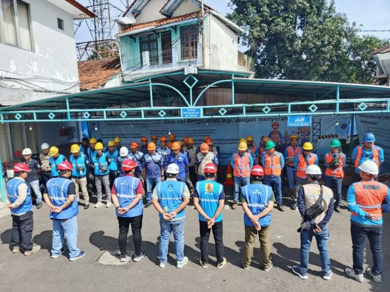 Semarakkan Bulan K3 Nasional, PLN UP3 Tasikmalaya Melakukan Gelar Pasukan Pelayanan Teknik Serentak