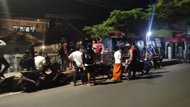 Cipkon di Bulan Suci Ramadan, Polsek Cipaku Polres Ciamis Intens Patroli KRYD di Malam Hari