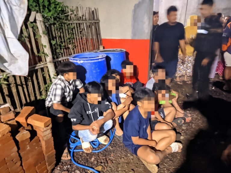 Patroli Sat Samapta Polres Garut Amankan Pemuda yang akan Perang Sarung