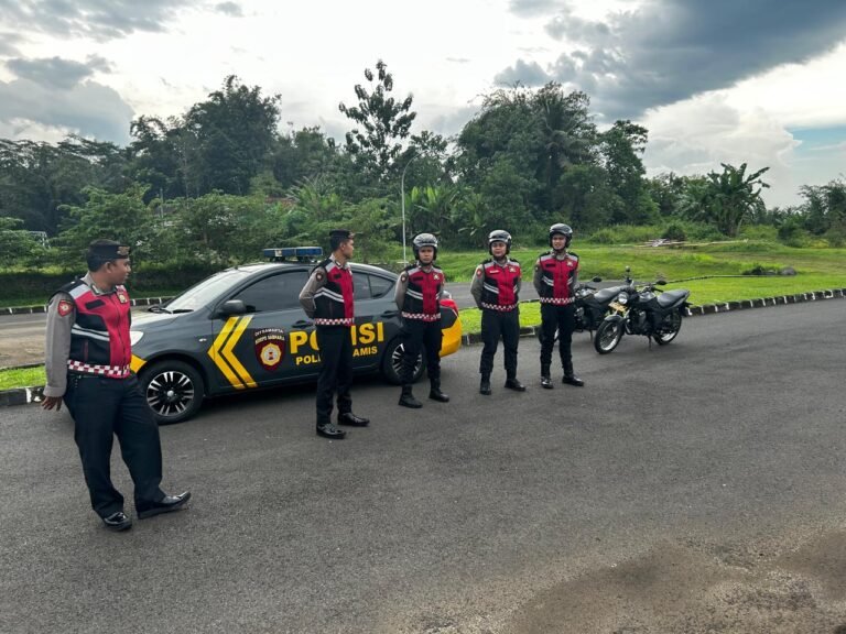 Polres Ciamis Patroli Dialogis Antisipasi Balapan Liar dan Knalpot Brong Saat Ngabuburit di Ciamis