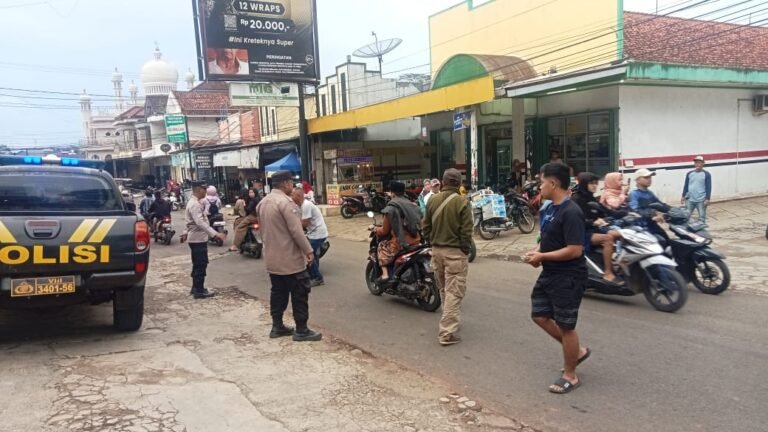 Berikan Rasa Nyaman, Polsek Rajadesa Polres Ciamis Intens Patroli KRYD ke Pemukiman Warga