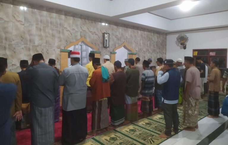 Polsek Sukadana Polres Ciamis Ikuti Tarling Bersama Warga Masyarakat Dusun Ciparay