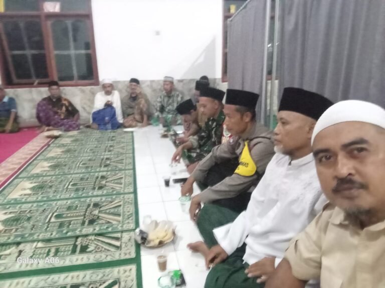 Polsek Cijeungjing Polres Ciamis Ikuti Tarling Bersama Warga Masyarakat Desa Ciharalang