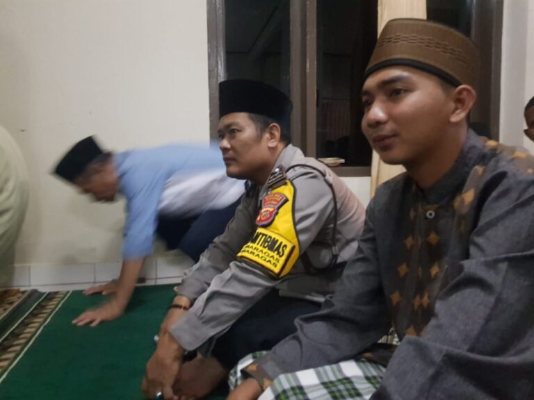 Polsek Cimaragas Polres Ciamis Monitoring Pelaksanaan Tarling di Desa Cimaragas