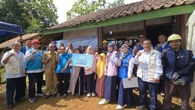 Program Light Up The Dream PLN, Berikan Cahaya Baru di Bulan Ramadhan
