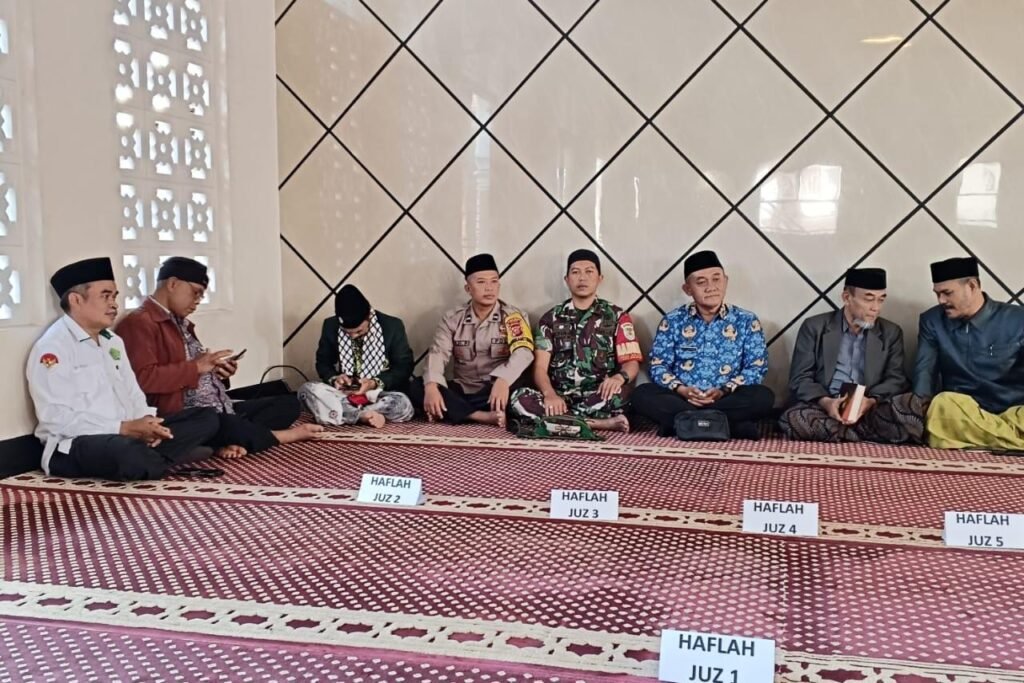 Polsek Rajadesa Polres Ciamis Hadiri Tahfidz Qur’an 17 Ramadan 1446 Hijriyah di Rajadesa