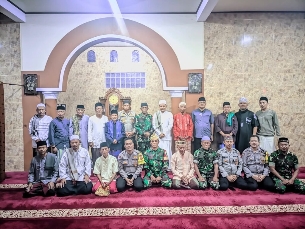 Polsek Cihaurbeuti Polres Ciamis Ikuti Tarling Bersama Warga Masyarakat Kecamatan Cihaurbeuti