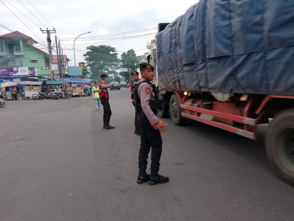 Polres Ciamis Patroli Dialogis Antisipasi Balapan Liar dan Knalpot Brong Saat Ngabuburit di Ciamis