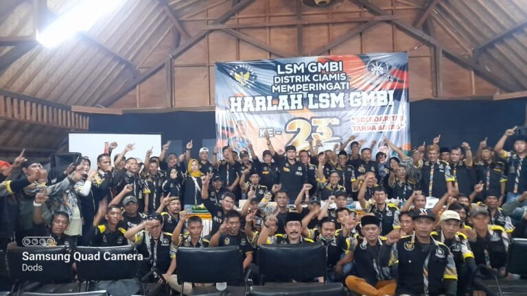 Takjil Gratis! Pramuka SMP IT Nurul Huda Margajaya Wujudkan Kepedulian di Ramadhan