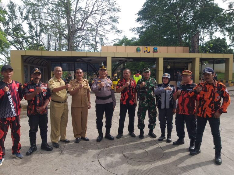 Polsek Banyuresmi Bersama Koramil 1110/Banyuresmi, Gelar Apel Dalka OPS Lodaya 2025.