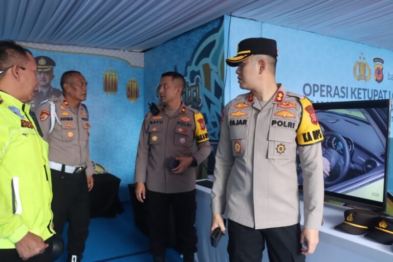 Pastikan Kesiapan, Kapolres Garut Laksanakan Pengecekan Pos Pospam dalam Rangka Ops Ketupat Lodaya 2025