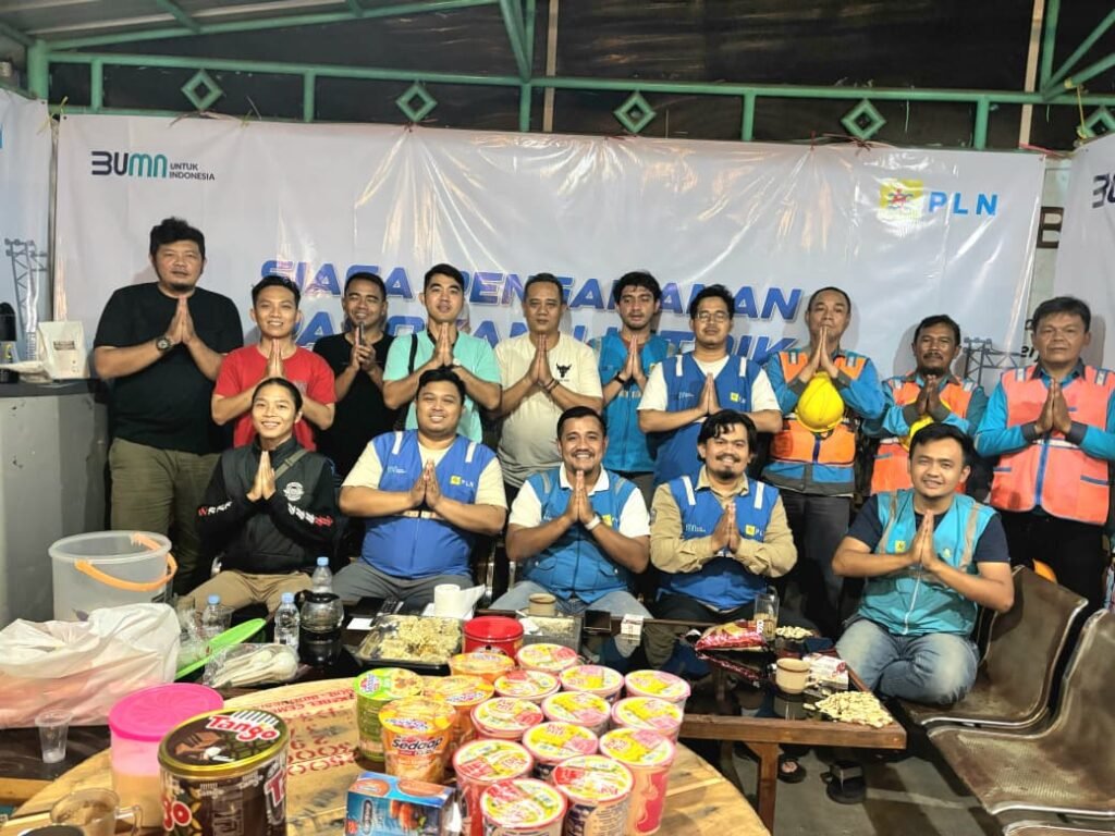 Pastikan Listrik Andal Saat idul Fitri, PLN Singaparna Siagakan Personil di Posko