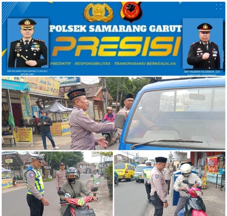 Bentuk Kepedulian, Polsek Samarang Bersama Personil Bagi-Takjil Di Jalan Raya Samarang.