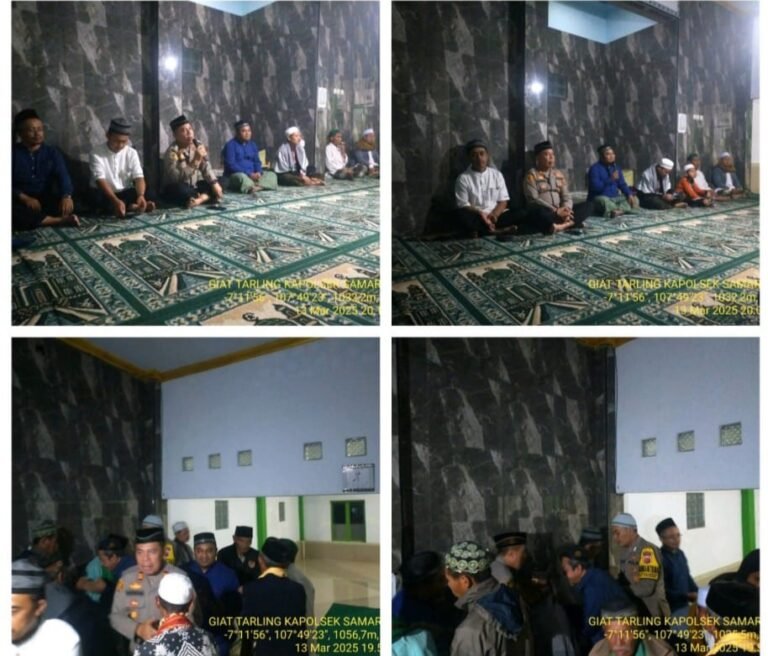 Polsek Samarang Bersama Forkopimcam Samarang, Ikuti Tarawih Keliling Di Bojong Sirna.